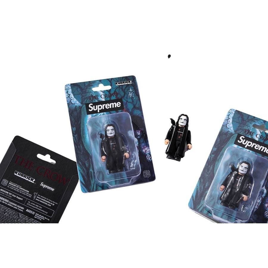 Supreme/the Crow Kubrick 100% release photo 1