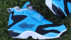 NIKE AIR DIAMOND TURF BLACK/WOLF GREY-BLUE HERO Nike release photo
