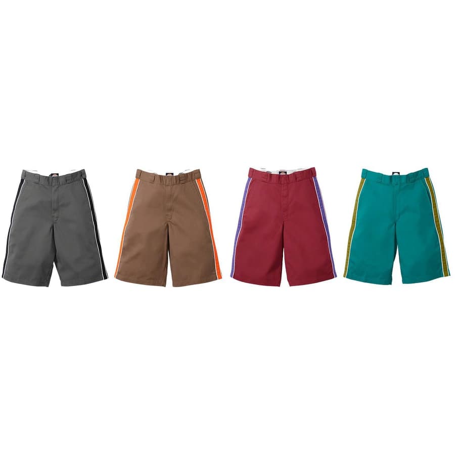 Supreme®/dickies® Stripe 13” Loose Fit Work Short release photo 1