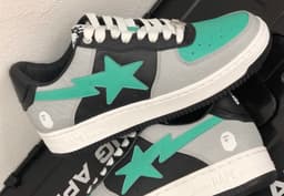 A Bathing Ape Bapesta release thumbnail 1