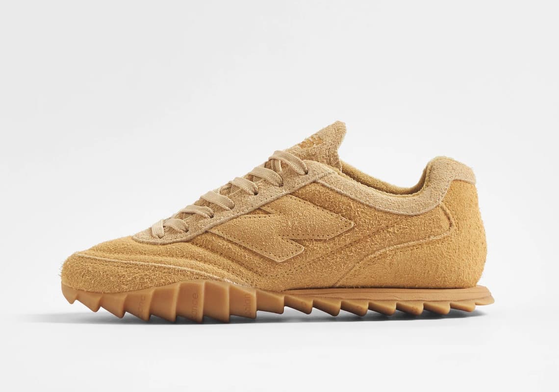 AURALEE x New Balance RC30 New Balance release photo