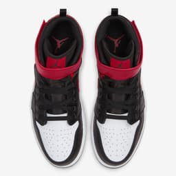 Air Jordan 1 High FlyEase release thumbnail 4