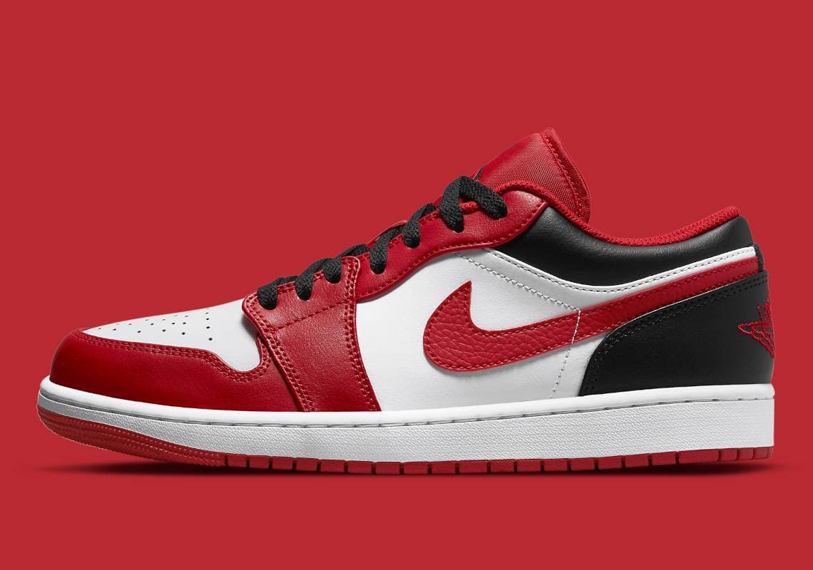 Air Jordan 1 Low "Reverse Black Toe" Jordan release photo