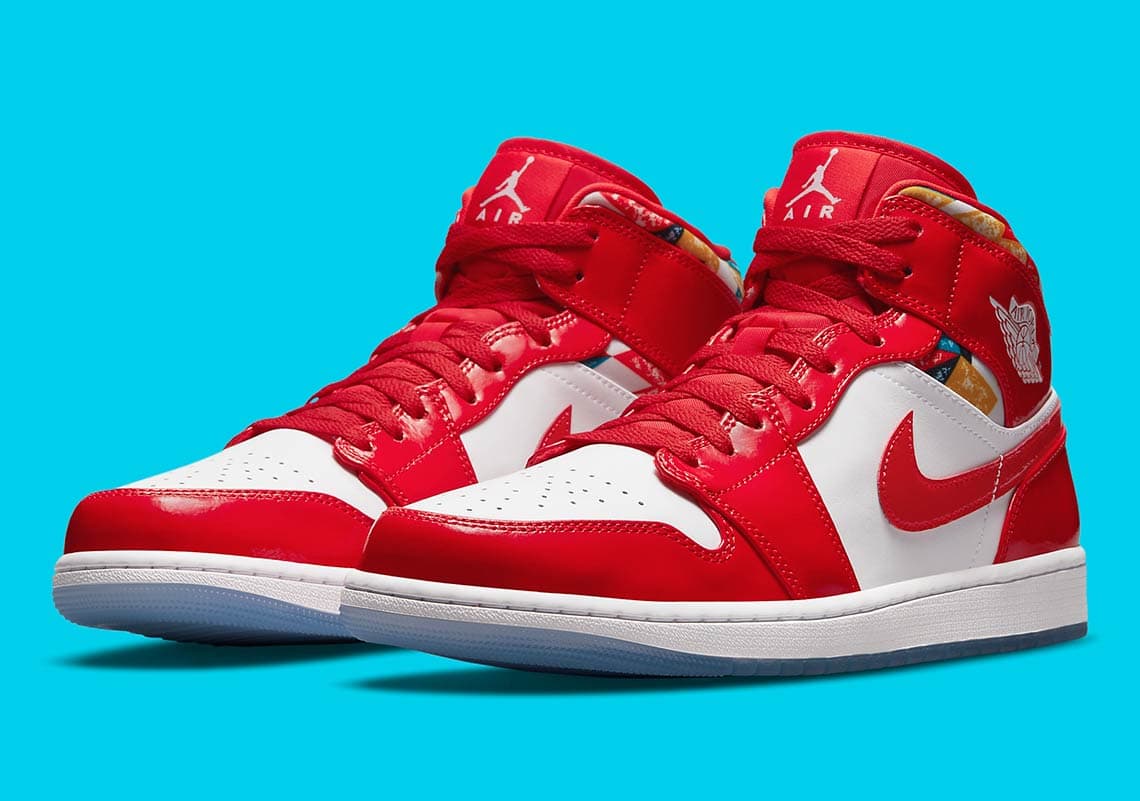Air Jordan 1 Mid Jordan release photo