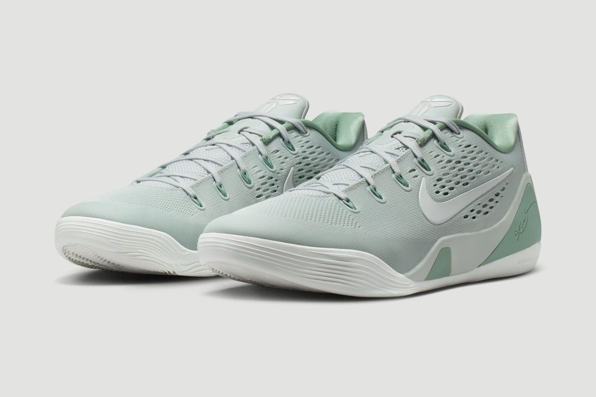 Nike Kobe 9 Elite Low Protro "Steam" Nike release photo