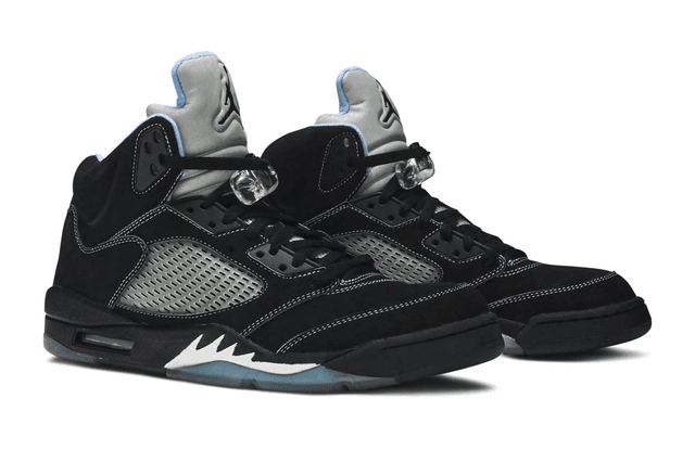 Air Jordan 5 "Black/University Blue" Jordan release photo
