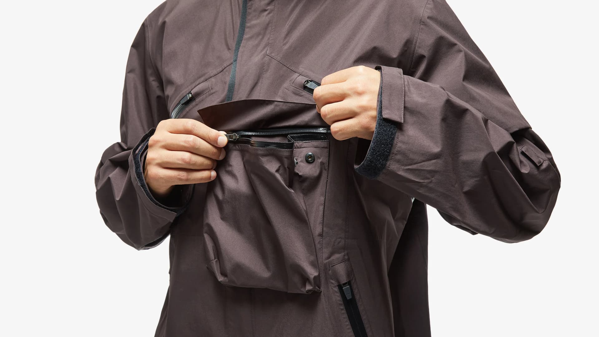 ACRONYM 2L GORE-TEX PACLITE PLUS INTEROPS JACKET release photo 1