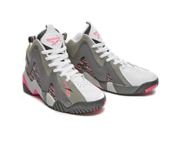Reebok Kamikaze II (Breast Cancer Awareness) release thumbnail 1