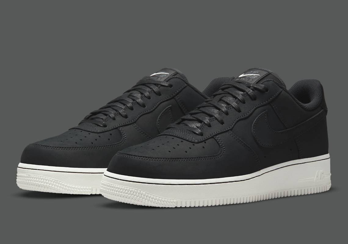 Nike Air Force 1 Low '07 LX "Off Noir" Nike release photo