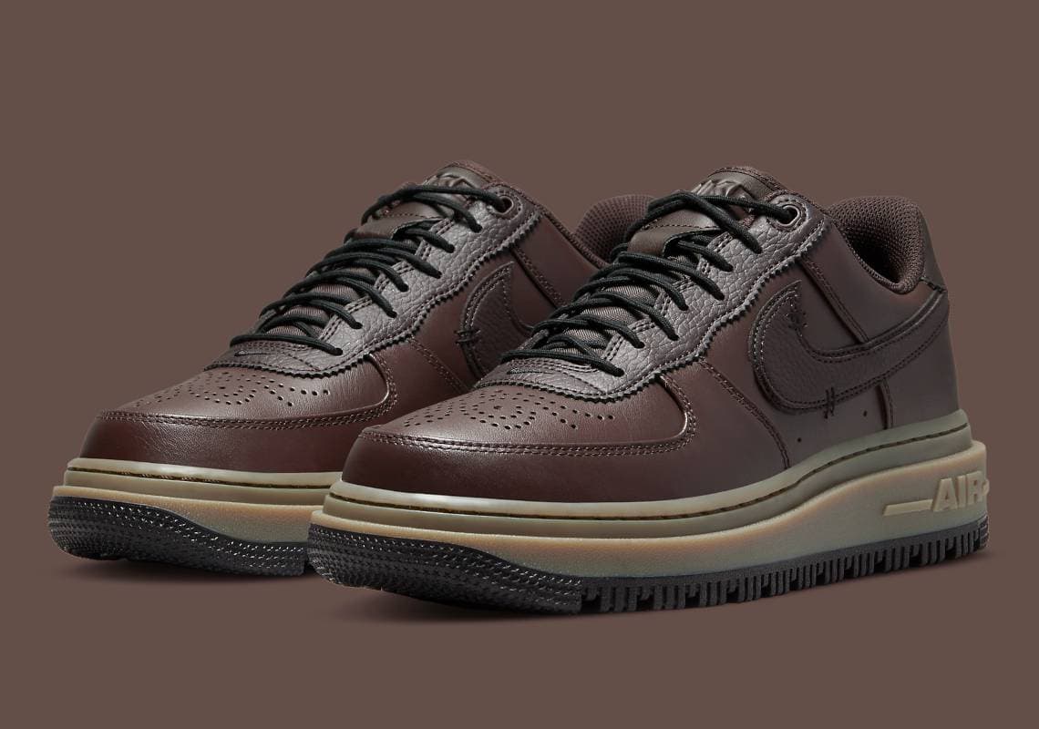 Nike Air Force 1 Luxe Nike release photo