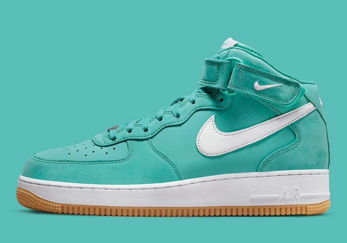 Nike Air Force 1 Mid Nike release photo