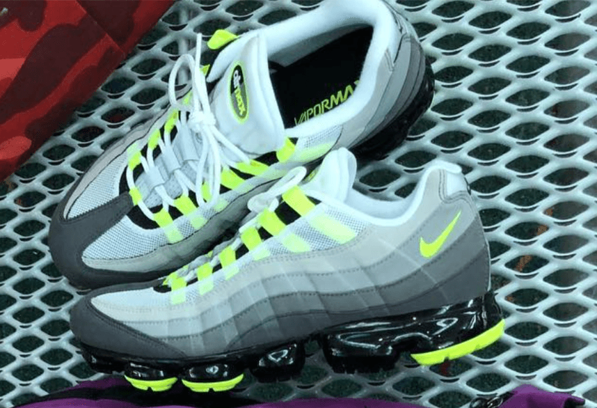 Nike Air VaporMax 95 OG “Neon” Nike release photo
