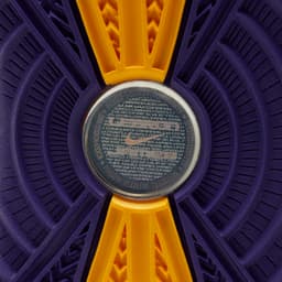 Nike LeBron 7 “Lakers” release thumbnail 9