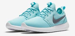 Nike WMNS Roshe Two release thumbnail 1