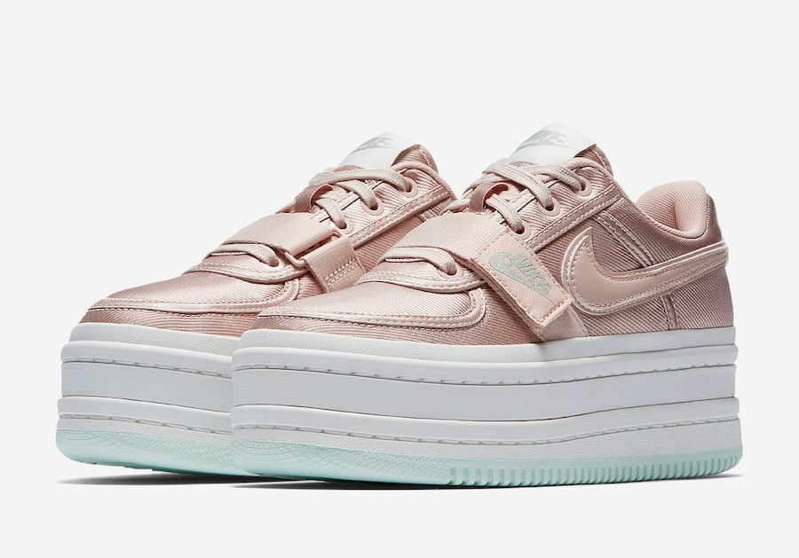 Nike Vandal 2K Nike release photo
