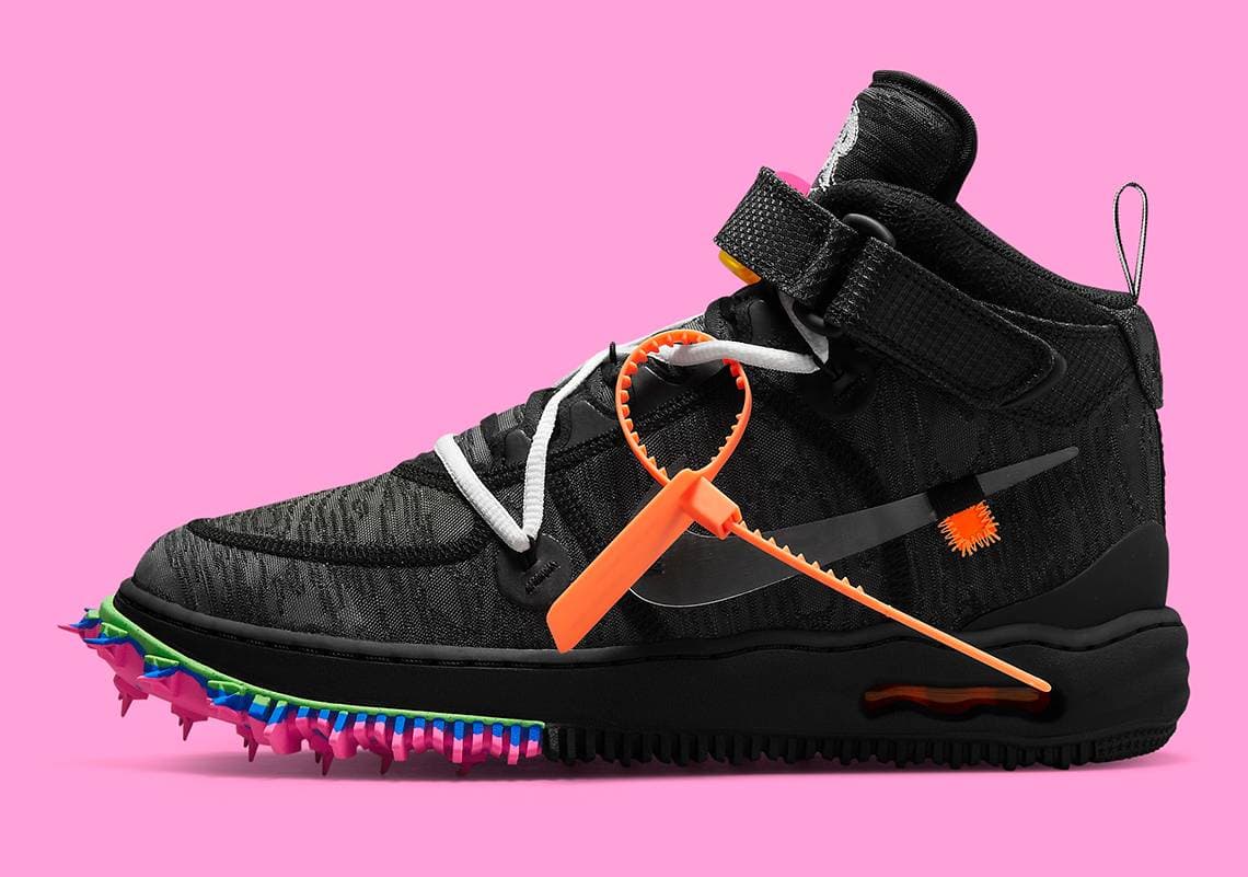 Off-White x Nike Air Force 1 Mid Nike release photo