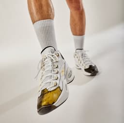 Reebok Question Mid “Respect My Shine” release thumbnail 8