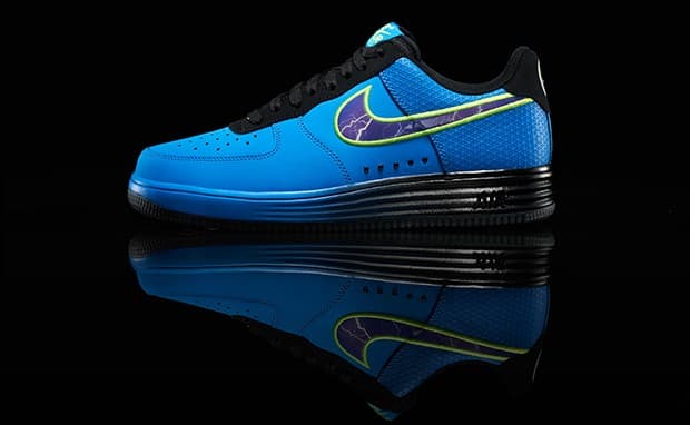 NIKE LUNAR FORCE 1 “KEVIN DURANT” Nike release photo