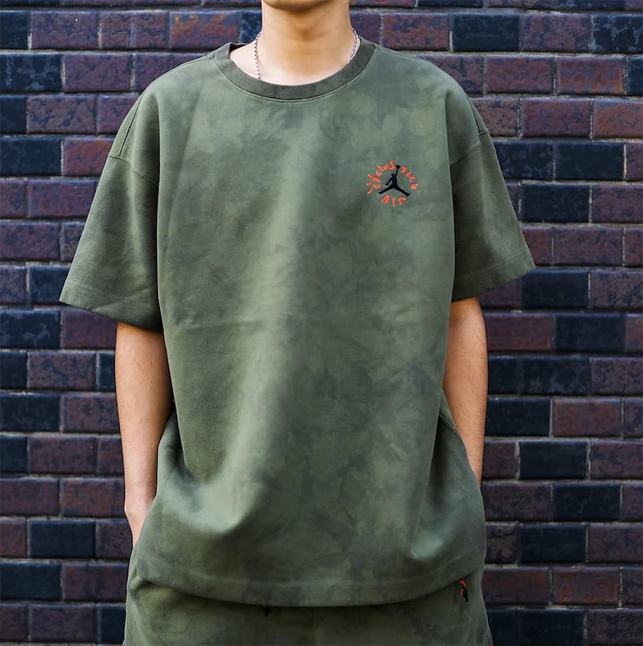 Travis Scott x Air Jordan Clothing release photo 9