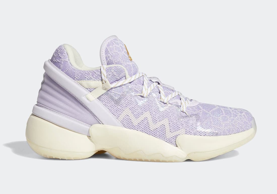 adidas D Rose 11 “Christmas” release photo 5