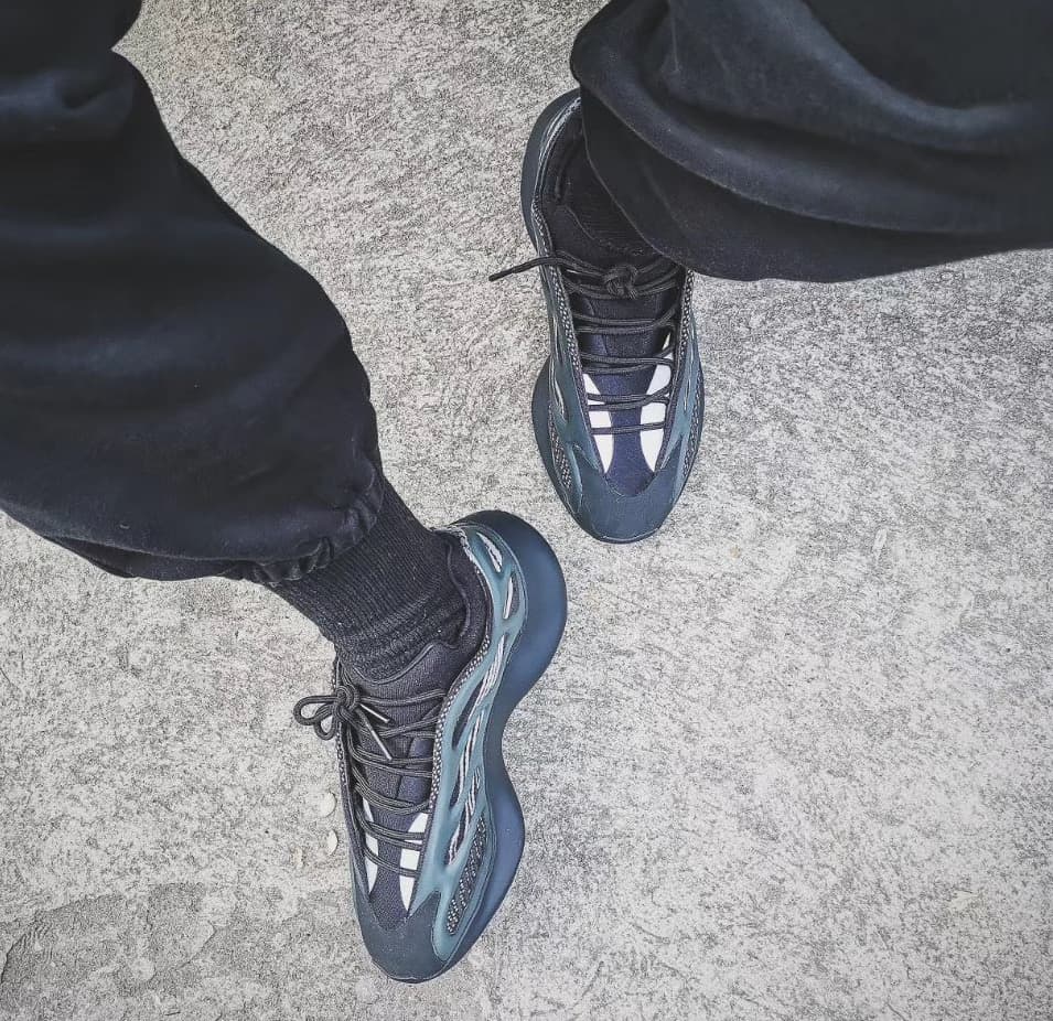 adidas Yeezy 700 V3 “Alvah” release photo 24