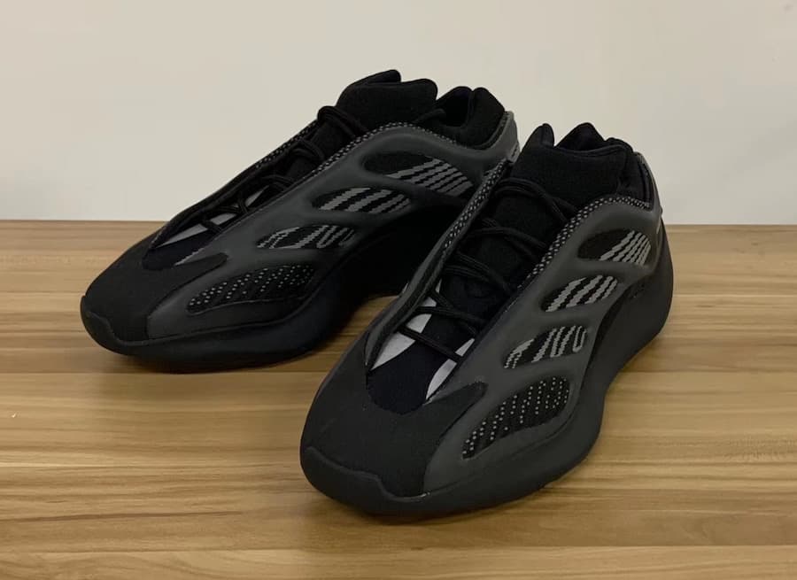 adidas Yeezy 700 V3 “Alvah” release photo 29