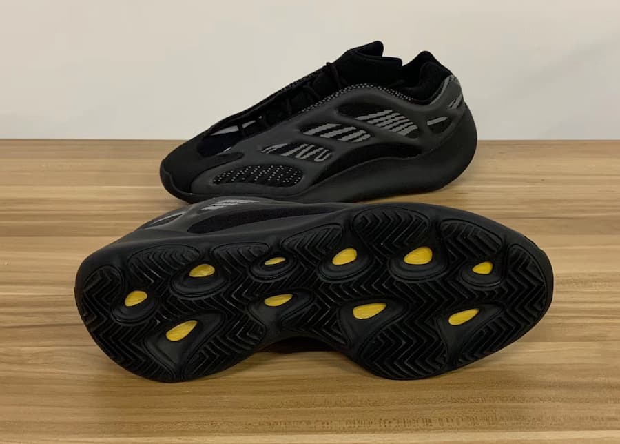 adidas Yeezy 700 V3 “Alvah” release photo 34