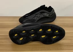 adidas Yeezy 700 V3 “Alvah” release thumbnail 34