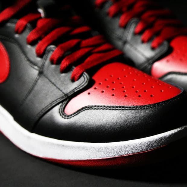 Air Jordan 1.5 “Bred” release photo 2