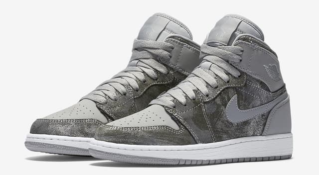 Air Jordan 1 High PRM Jordan release photo