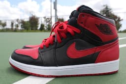 Air Jordan 1 Retro High OG “Banned” release thumbnail 1