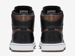 Air Jordan 1 Rare Air release thumbnail 3