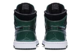 Air Jordan 1 Retro High “Green Grove” release thumbnail 4