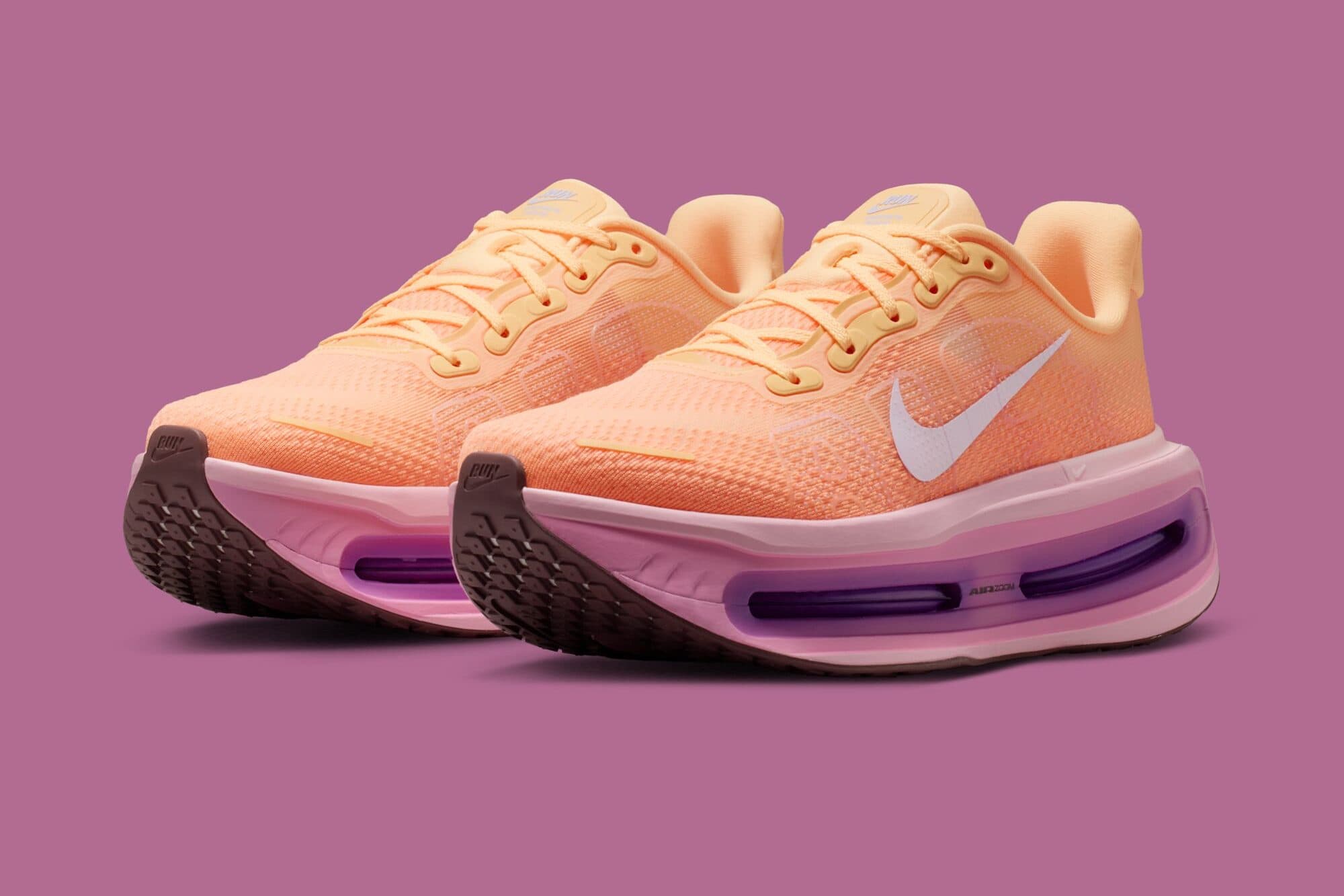 Nike Vomero Premium WMNS "Tangerine Tint" Nike release photo
