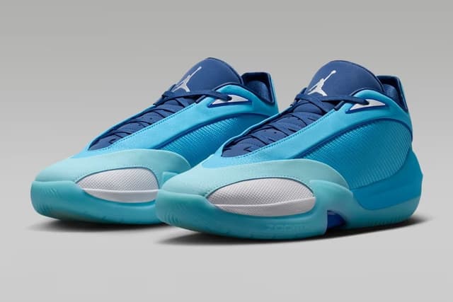 Jordan Triangle "Baltic Blue" Jordan release photo