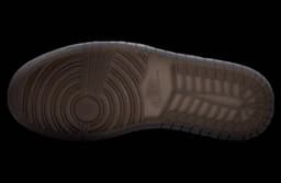 Air Jordan 1 Low Black / Dark Smoke Grey release thumbnail 7
