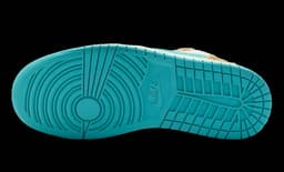 Air Jordan 1 Low SE Wave release thumbnail 6