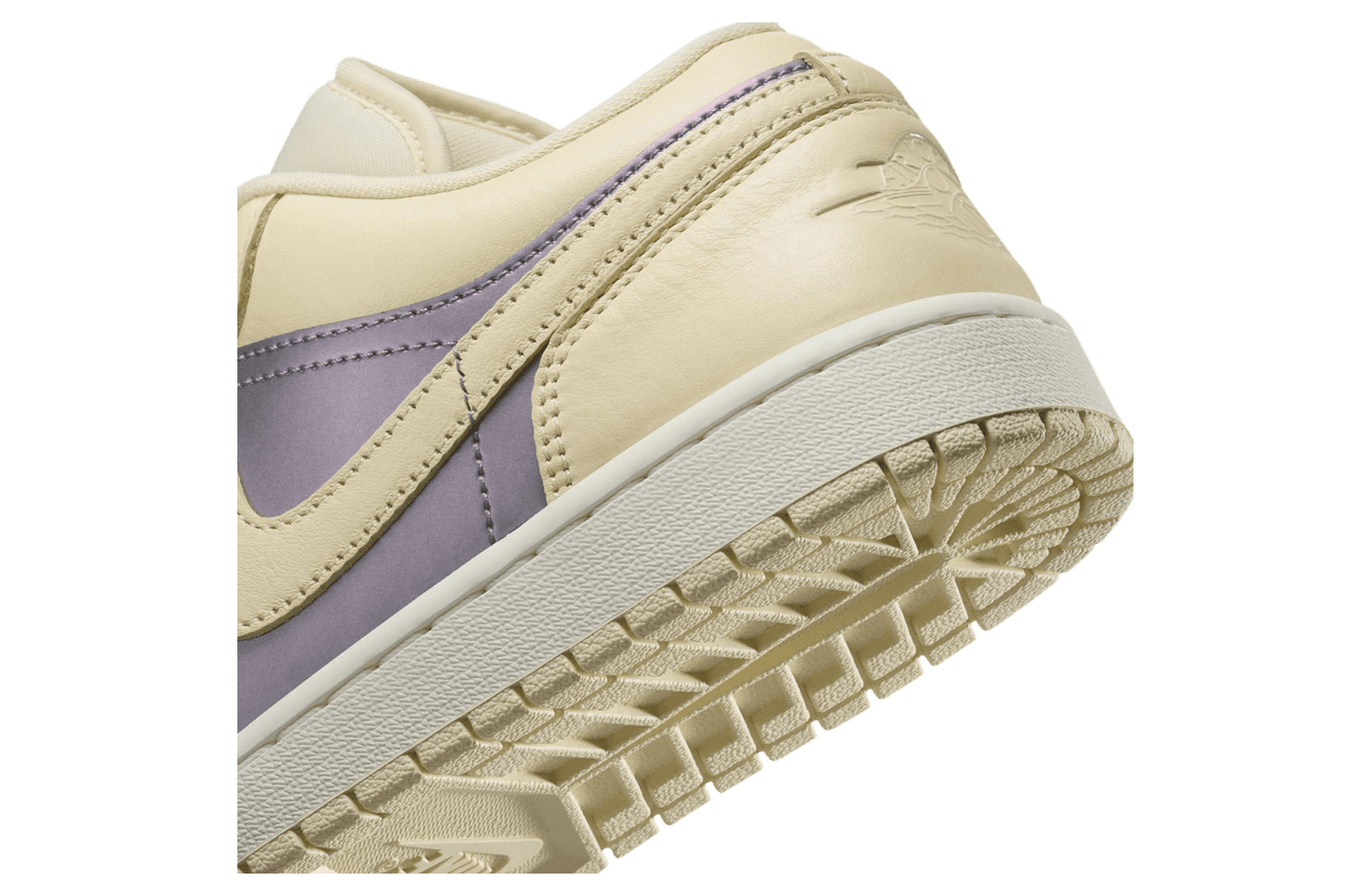 Air Jordan 1 Low WMNS Muslin / Sail release photo 3