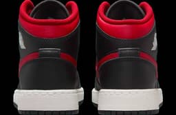 Air Jordan 1 Mid Bred Black / Red release thumbnail 4