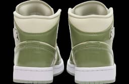 Air Jordan 1 Mid Sea Glass / Oil Green release thumbnail 4