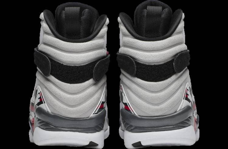 Air Jordan 8 Bugs Bunny 2025 release photo 4