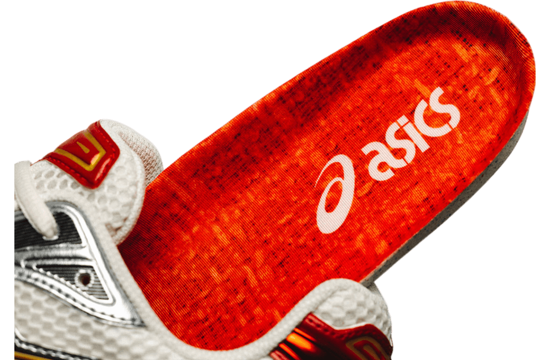 Asics Gel-Kayano 14 White / Red release photo 8