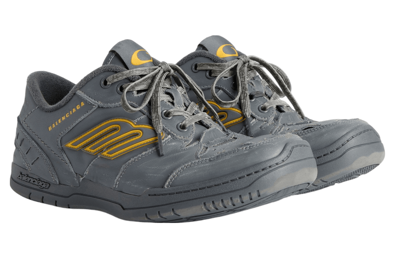 Balenciaga Hamptons Worn-Out Grey / Yellow release photo 2