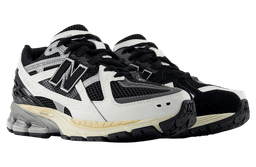 New Balance 1906U White / Black release thumbnail 2