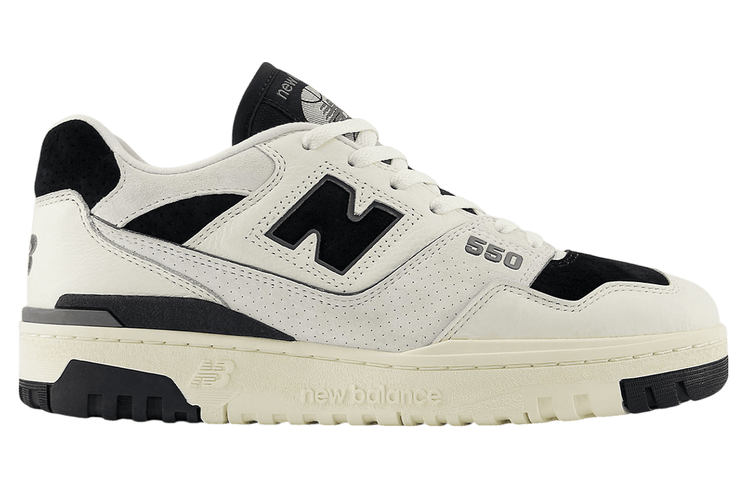 New Balance 550 Sea Salt / Black New Balance release photo