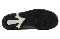 New Balance 550 WMNS Grey Suede release thumbnail 3