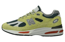 New Balance 991v2 Green Suede release thumbnail 1