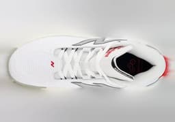 New Balance Fresh Foam BB v2 White / Silver release thumbnail 4