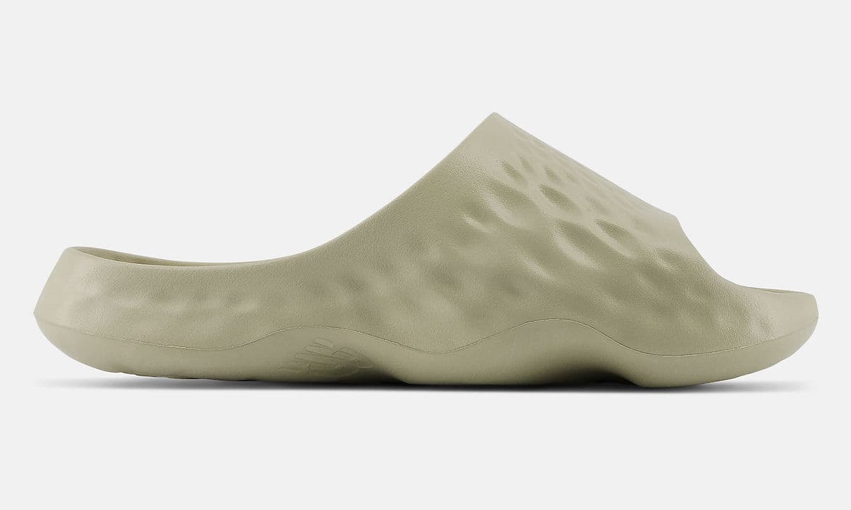 New Balance Fresh Foam MRSHN Slide Cream New Balance release photo