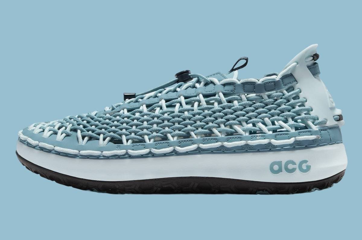 Nike ACG Watercat+ Denim Turquoise Nike release photo